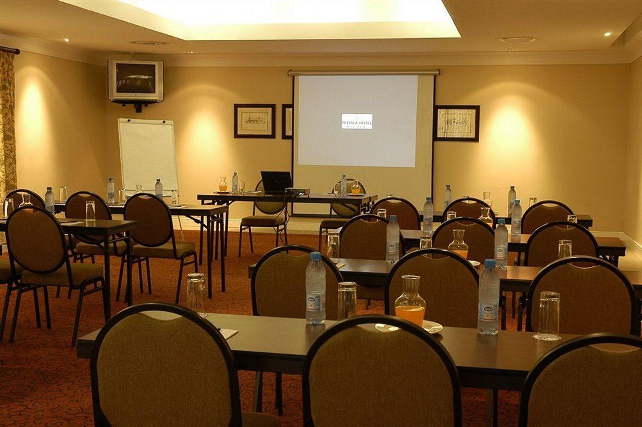 Protea Hotel by Marriott Mahikeng Mafikeng Exteriör bild
