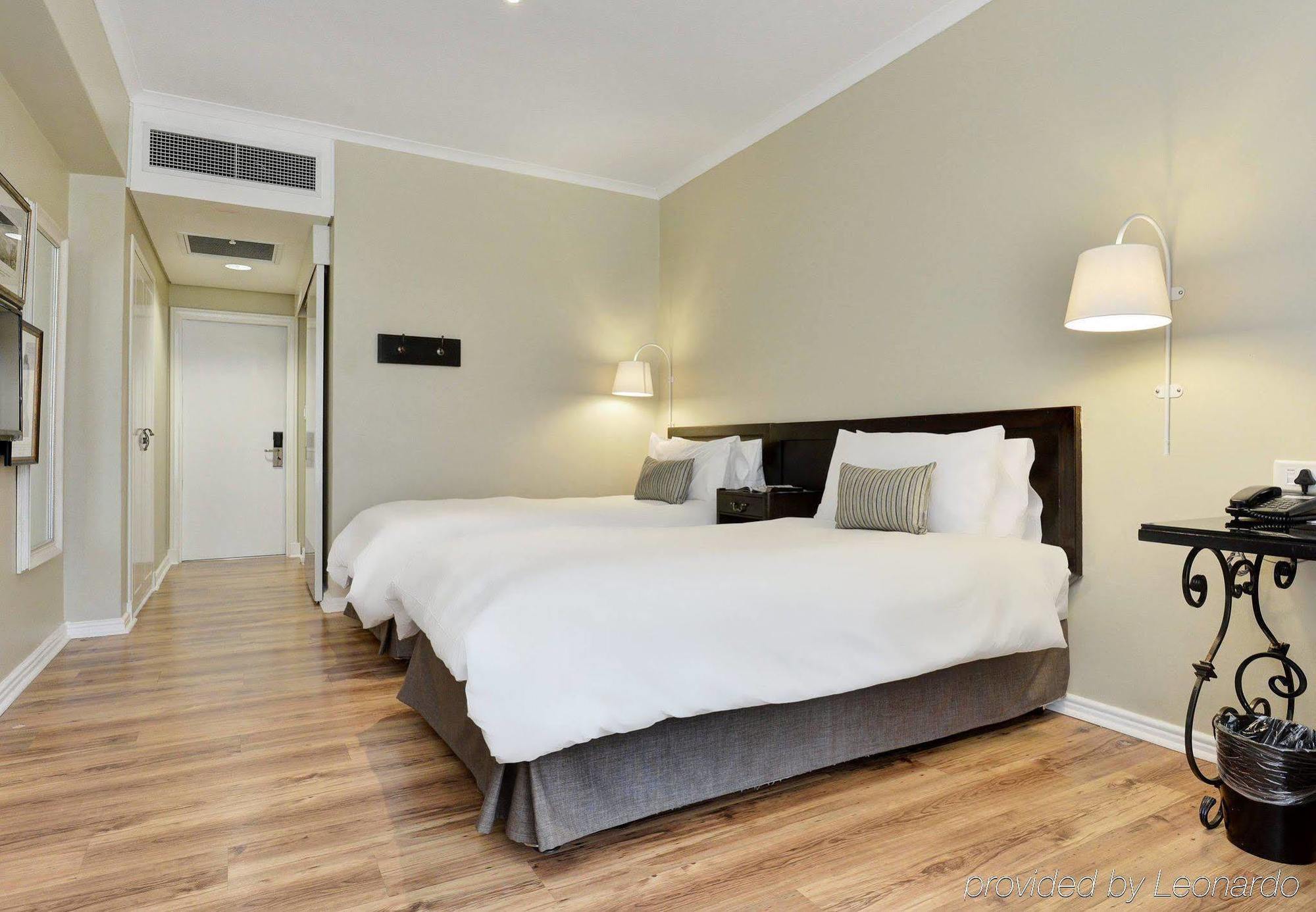 Protea Hotel by Marriott Mahikeng Mafikeng Exteriör bild
